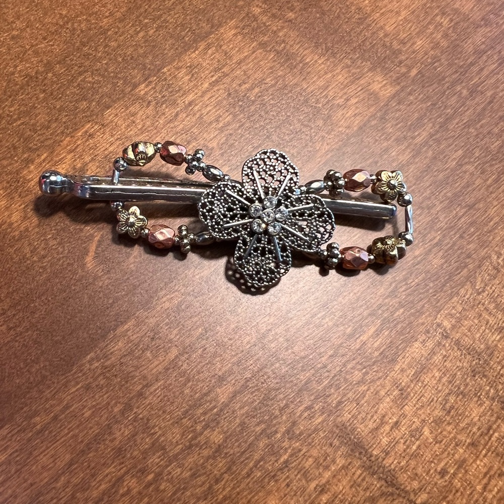 Lilla Rose Hair Pin NWOT size S